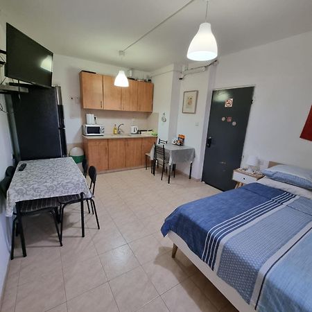 Villa Nadia Hosting Dead Sea Neve Zohar Exterior foto